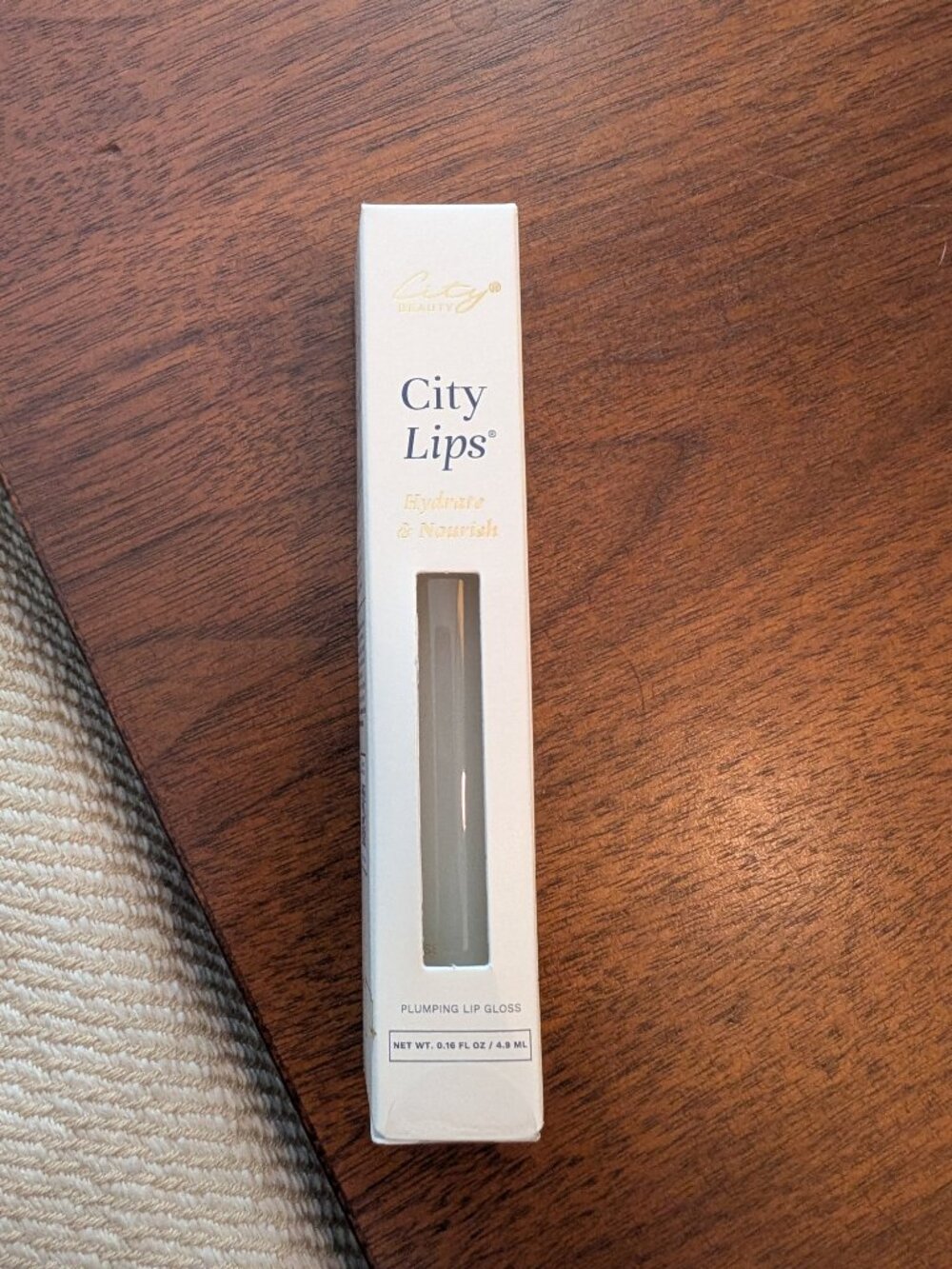 City Lips plumping lip gloss